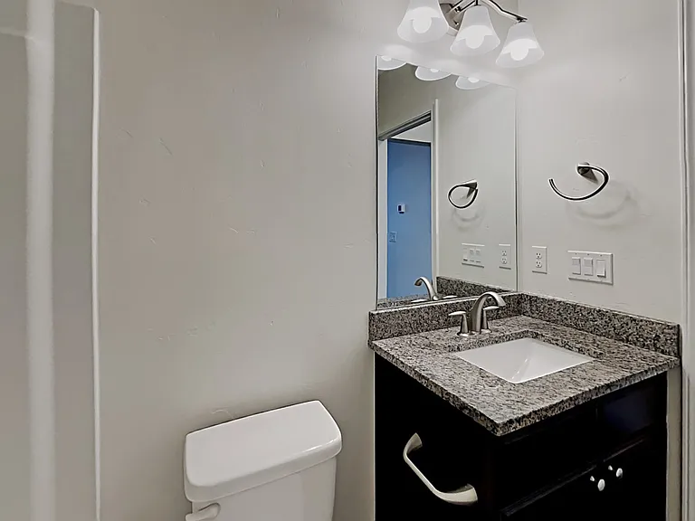 63 S Lancaster Dr — Photo 12