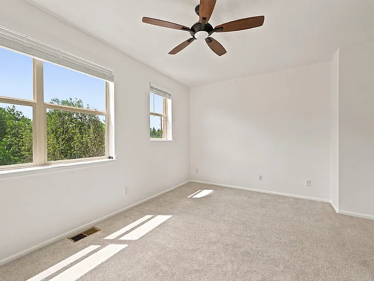 5388 Allison St — Photo 19