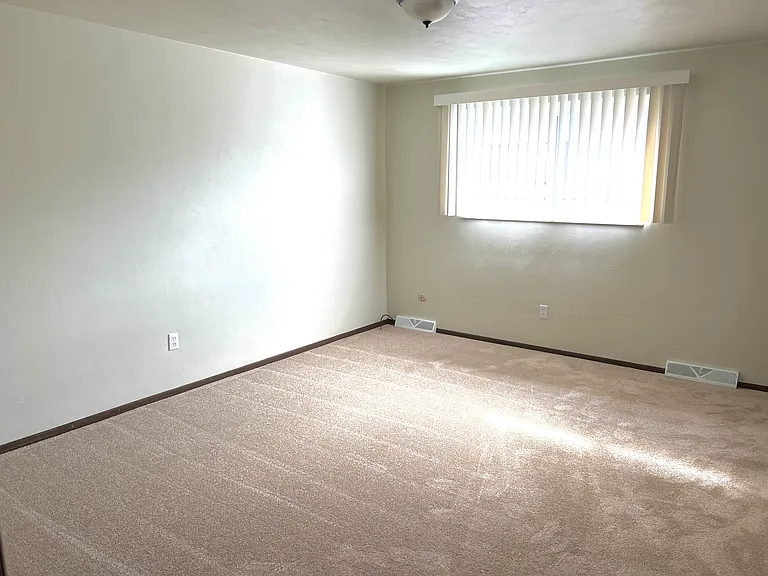 60 Soltis Dr — Photo 11