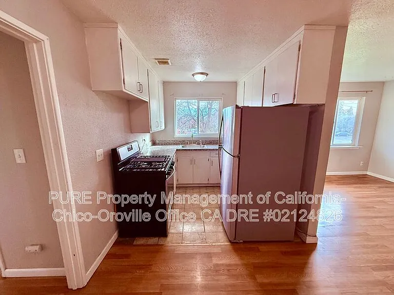 1547 2nd Ave #3 — Photo 3