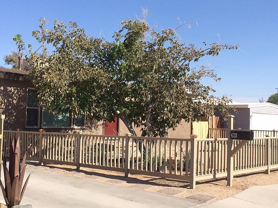 Fenced front yard