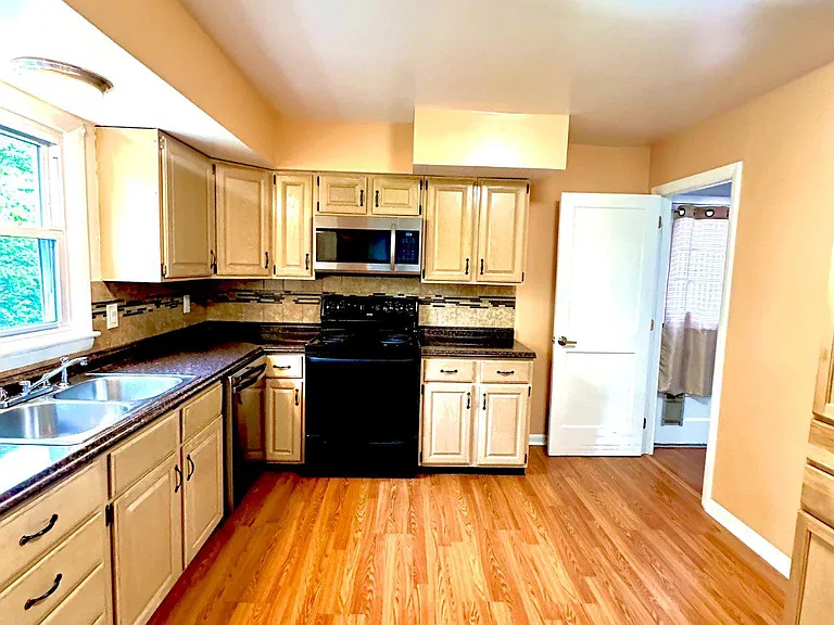 3535 Duke St — Photo 8