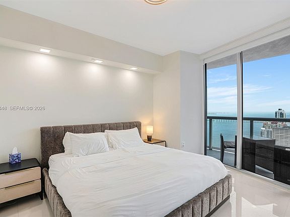 5th image of 495 Brickell Ave APT 5005