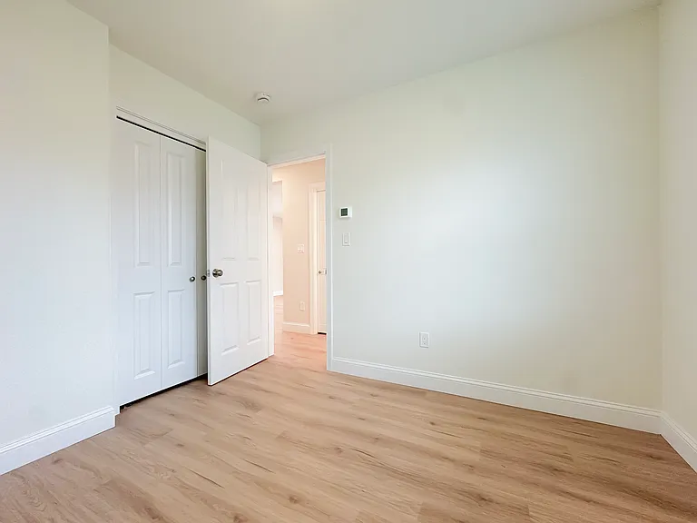 40 Walter St #A — Photo 15