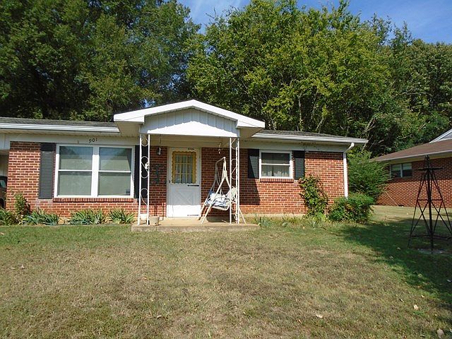 1st image of 901 Collinwood Ave