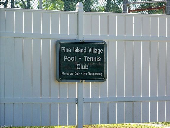 5th image of 4444 Lake Heather Cir