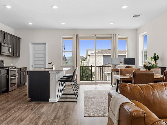 5th image of 7609 Frida Bnd