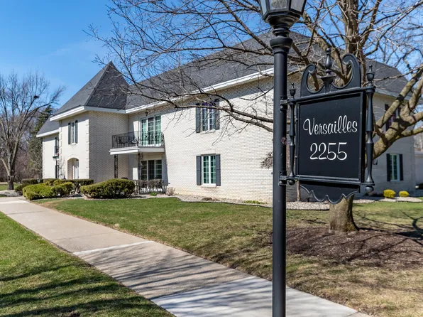 2255 Bordeaux Walk APT B1, Highland, IN 46322