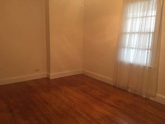 4th image of 5 Cypress St #1