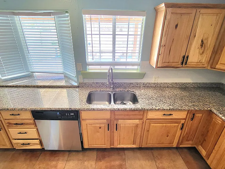 831 David Adam Rd — Photo 22