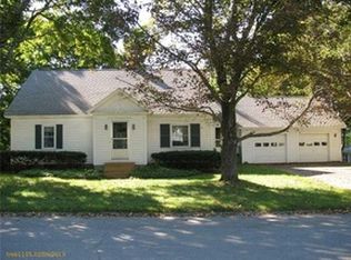 112 Hanson St, Winthrop, ME 04364