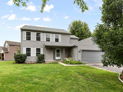 975 E Wheatfield Ln, Lake Villa, IL, 60046
