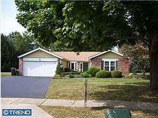 2nd image of 13 Willow Ct