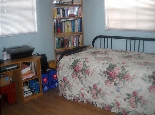 2nd image of 9123 SW 38th St #B