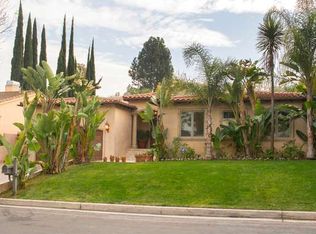 15732 Sutton St, Encino, CA 91436