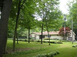 2072 Coon Rd, Akron, OH 44321