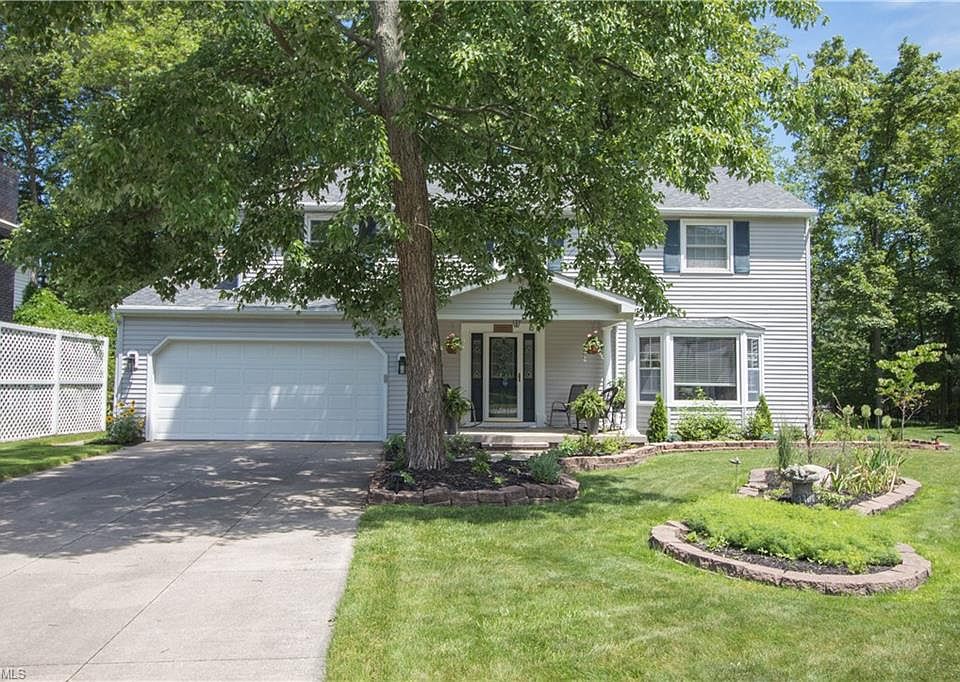1st image of 16818 Pheasant Trail Pl