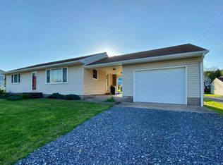 414 Prospect Ave, Lock Haven, PA 17745