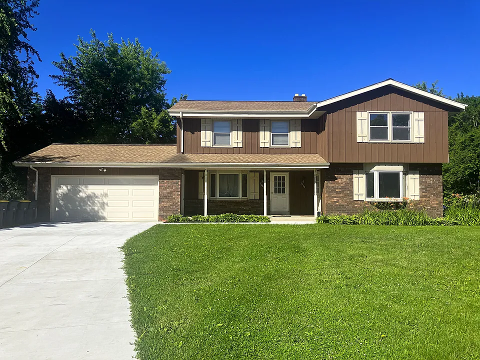 2709 Albany Ct
