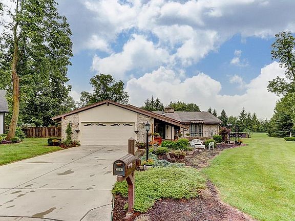 3rd image of 5581 Spoonbill Ct