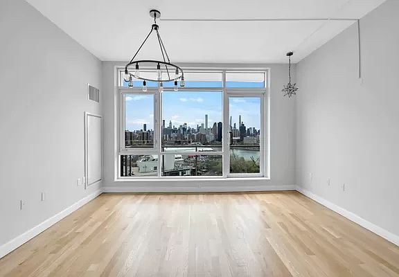 3rd image of 11-24 31st Ave #13B