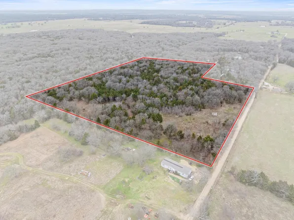 1 County Road 2255, Telephone, TX 75488
