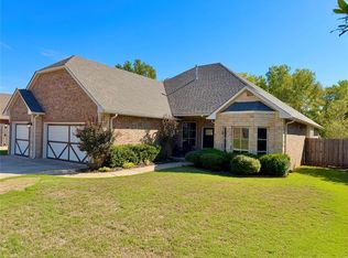 2816 Hardwick Rd, Edmond, OK 73034