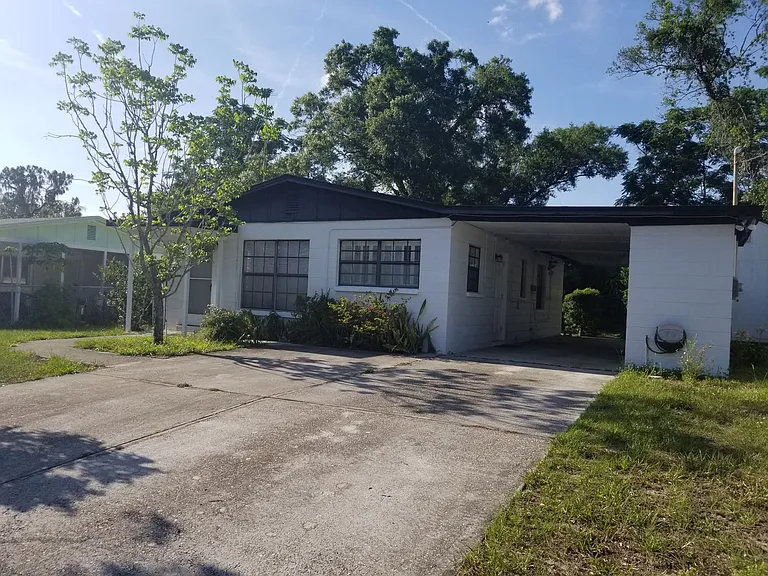 7018 Baywood Dr — Photo 2
