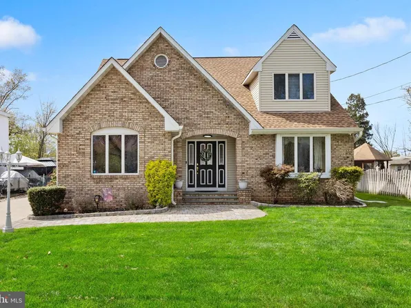 163 Bunting Ave, Hamilton, NJ 08611