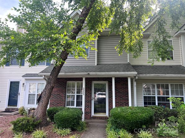 28273 Real Estate 28273 Homes For Sale Zillow