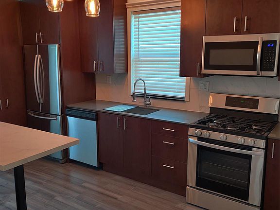 4th image of 1323 Avenue M