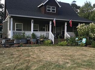 345 Garrison Dr, North Bonneville, WA