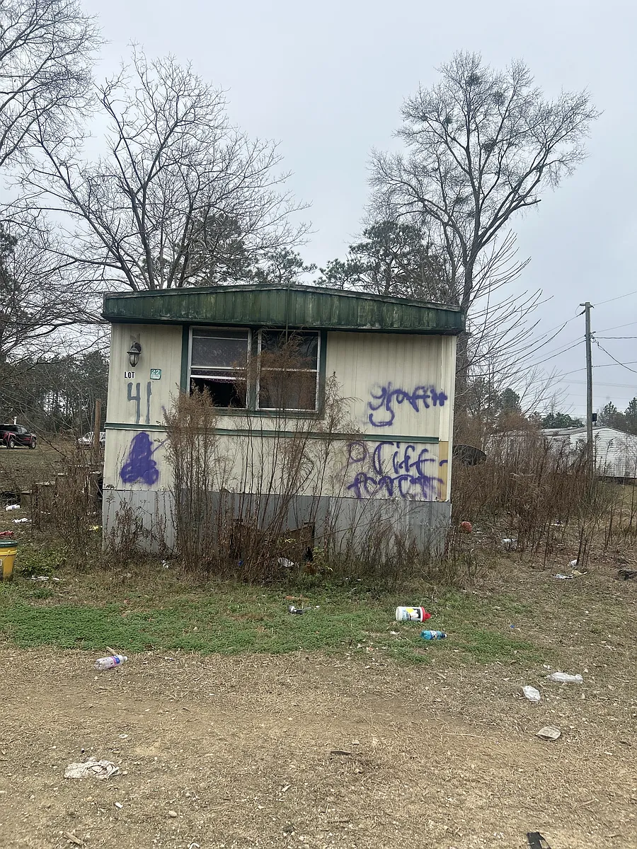 Building Photo - 4060 US Highway 82 W #41