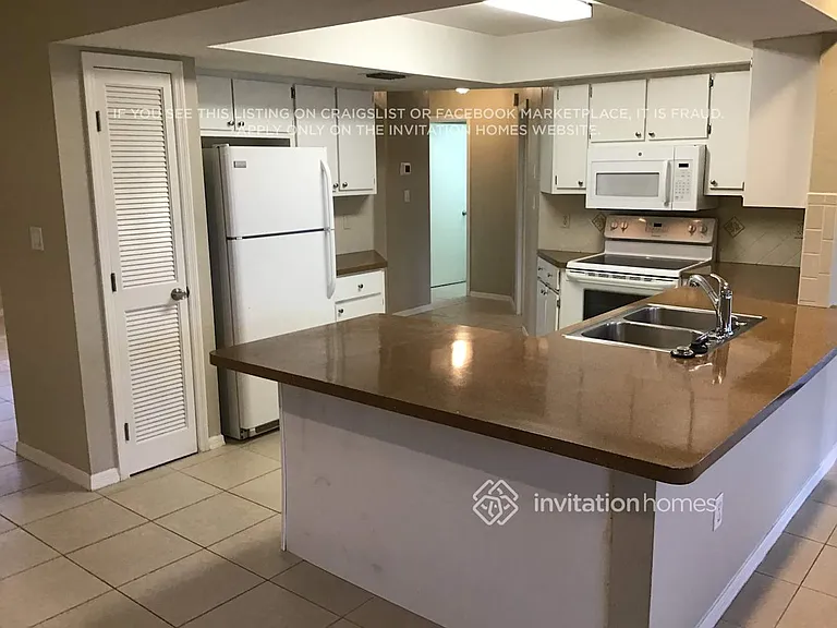 18416 Yarbrough Ave — Photo 8