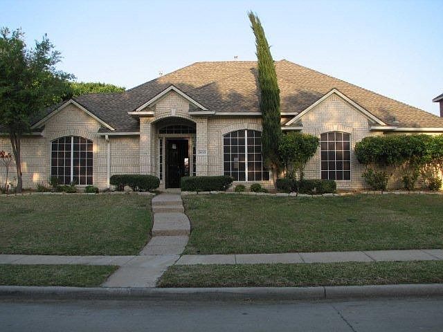 1st image of 2633 Waterford Way