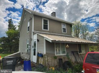 206 Wolf Rock Rd, Paradise, PA 17562