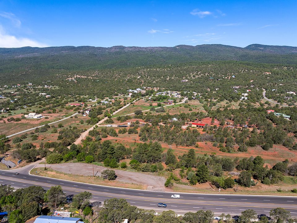 1st image of 2B Snowline Rd