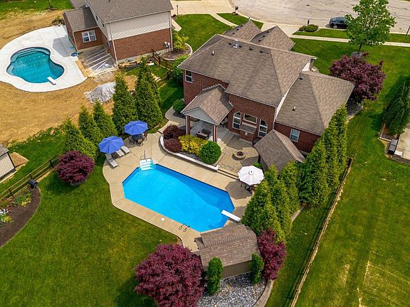 3rd image of 10801 Carolina Pines Dr