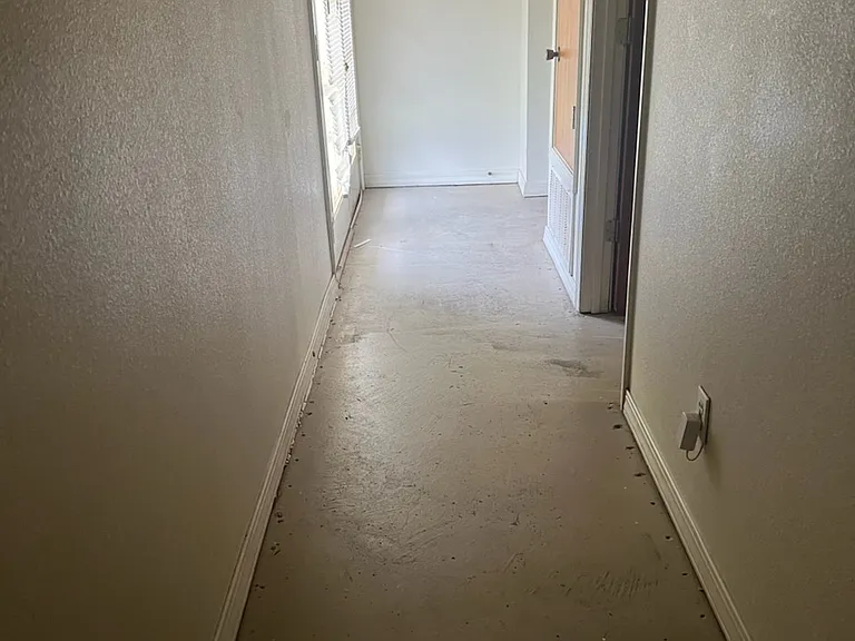 3211 N Miller St — Photo 20