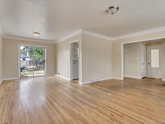 5th image of 1721 E Horne Ave