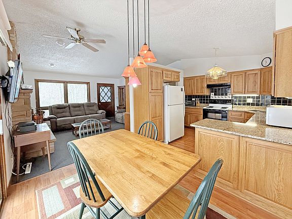 5th image of 9A233 Cherry Ln