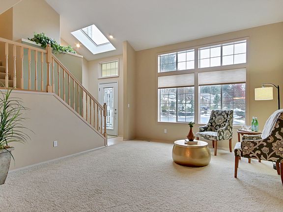 5th image of 9917 153rd Street Ct E