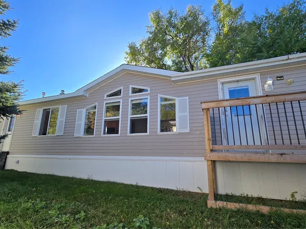 16 Walters Court, Pilot Butte, SK S0G 3Z0