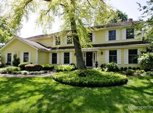 1045 Lake St, Libertyville, IL 60048
