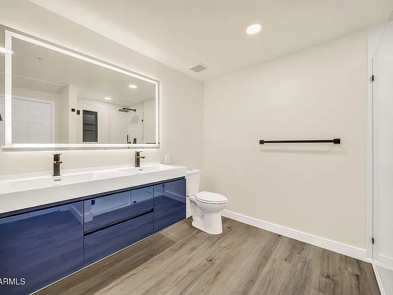 9820 N Central Ave #120 — Photo 18