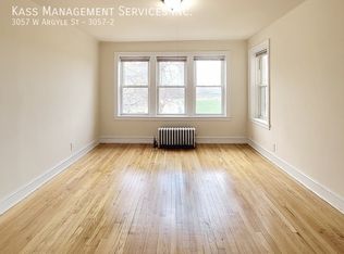 3057 W Argyle St APT 2, Chicago, IL 60625