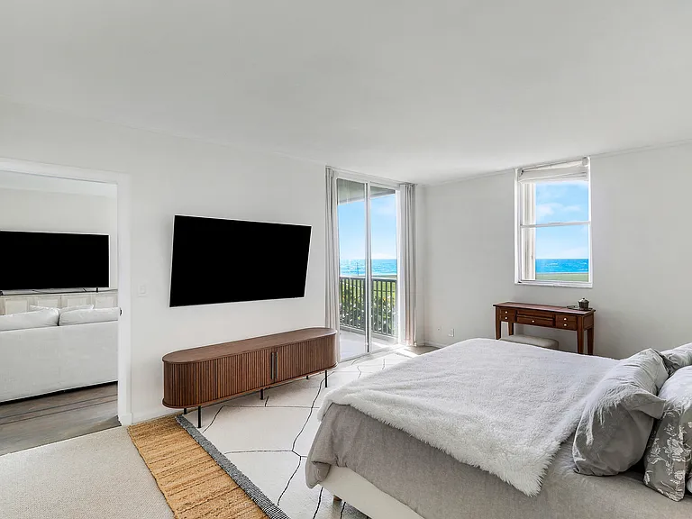 5400 N Ocean Dr — Photo 8