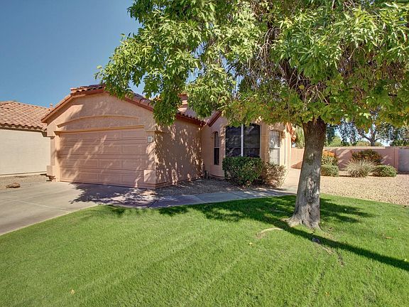 2nd image of 2321 S Karen Dr