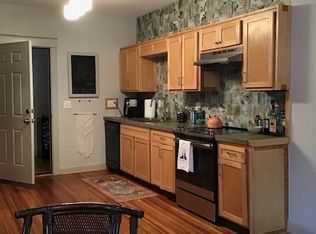 807 E 31st St #A, Kansas City, MO 64109