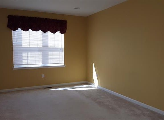 4th image of 22 Black Bear Ct